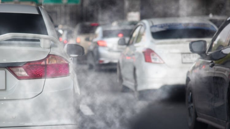 Emisiones en Movilidad: Cómo Afectan al Medio Ambiente y Qué Podemos Hacer